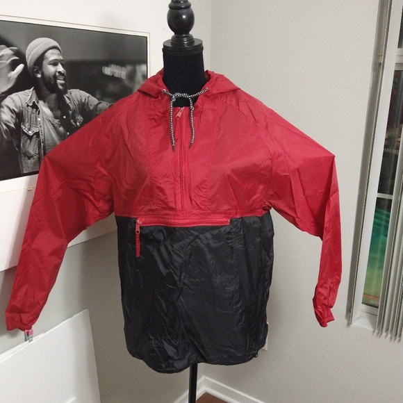 Deep Red and Black Quarter Zip Pull Over Windbreaker - Picture 1 of 9